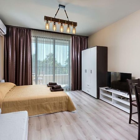 Апартаменты Studio Zia 3- Great Place In Lazur Бургас Экстерьер фото