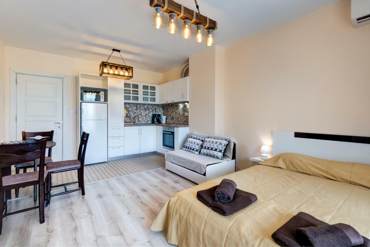 Апартаменты Studio Zia 3- Great Place In Lazur Бургас Экстерьер фото